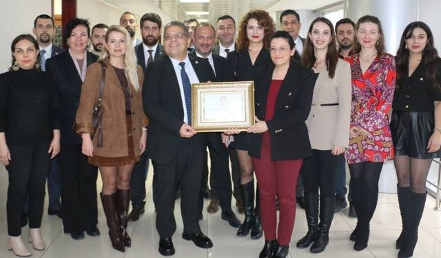 Eskişehir Barosu Başkanı Barış Günaydın resmi olarak yeni görev dönemine başladı