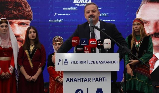 Yavuz Ağıralioğlu: "Diploma var iş yok, Emek var karşılığı yok, Hayal var, imkân yok"
