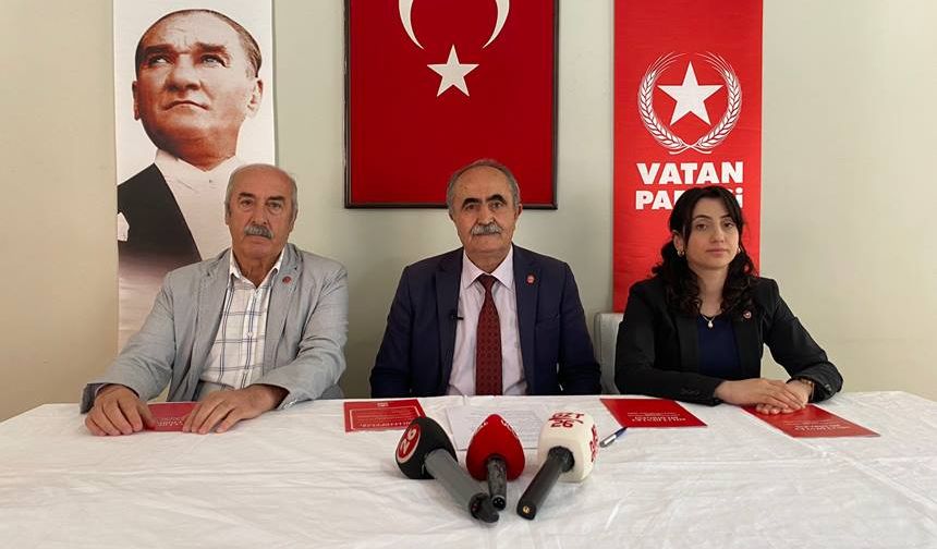 Vatan Partisi Eskişehir'de açıklama yaptı; "Bütün milli sınıfları iktidar hedefiyle birleştireceğiz"