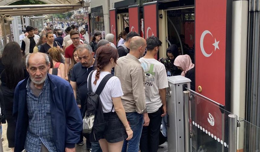 Eskişehir'de tramvay seferleri ile ilgili sevindiren düzenleme