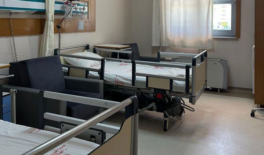 Eskişehir'de yıkılan devlet hastanesinin yerine yenisi ne zaman yapılacak; Gürhan Albayrak açıklama yaptı
