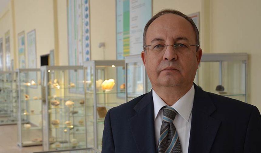 Eskişehir’de eğitim camiasını üzen vefat haberi; Osmangazi Üniversitesi duyurdu