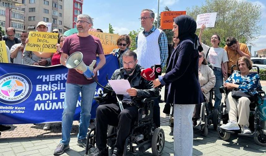 Eskişehir'de anlamlı çağrı; "Engelli maaşları, insan onuruna yakışır bir yaşam için yeterli düzeye çıkarılmalı"