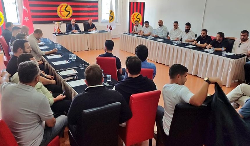 Eskişehirspor’da yeni yönetim harekete geçiyor; Tek tek görüşecekler