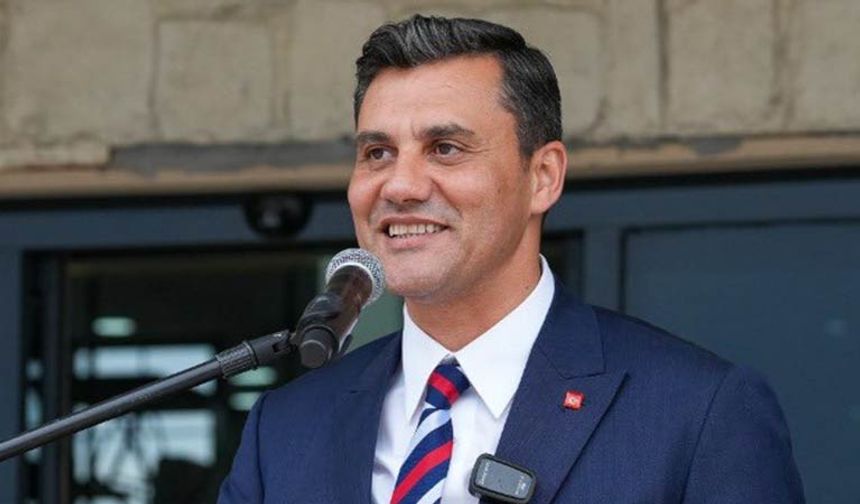 Manisa Büyükşehir Belediye Başkanı Ferdi Zeyrek hayatını kaybetti