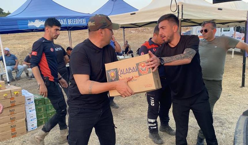Eskişehirspor taraftarlarından Seyitgazi’ye yardım desteği