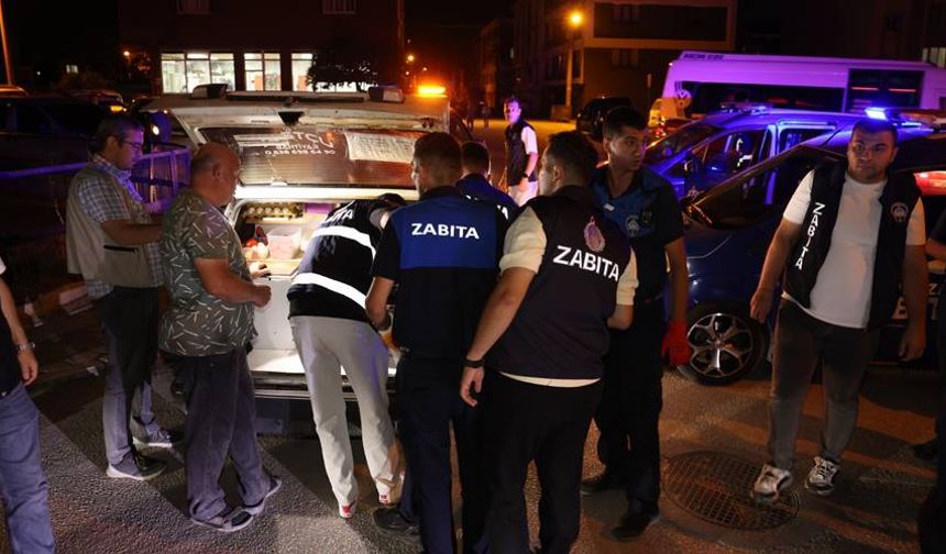 Eskişehir'de zabıta ekiplerinden seyyar satıcılara yönelik operasyon