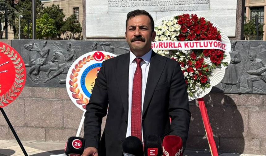 Talat Yalaz: “Bağımsızlık ve demokrasi yeniden tehdit altındadır”
