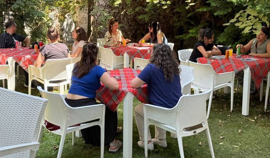 Tarihi Odunpazarı’ndaki Kurtuluş Müzesi'nin bahçesine kafe açıldı