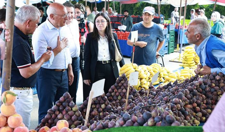 Utku Çakırözer: "Sokakta gündem hayat pahalılığı ve geçim derdi"