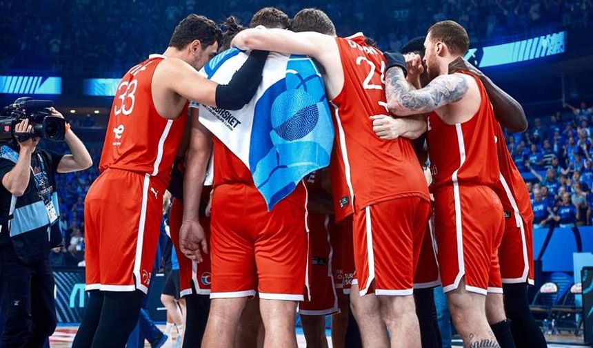 12 Dev Adam tarih yazıyor; İlk hedef yarı finale yükselmek