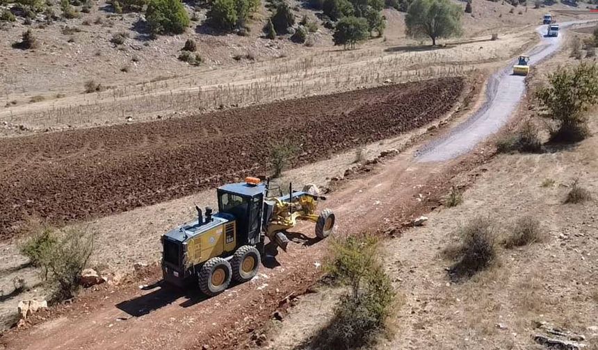 Eskişehir'de 2 mahalleyi birbirine bağlayan yolda çalışmalar tamamlandı