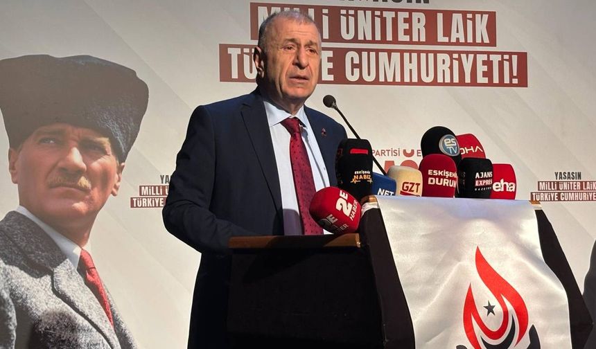 Ümit Özdağ; "Ülkeyi yönetenler 1969 model uçaklara kendileri binmiyorsa, evlatlarımızı da bindirmemeliyiz"