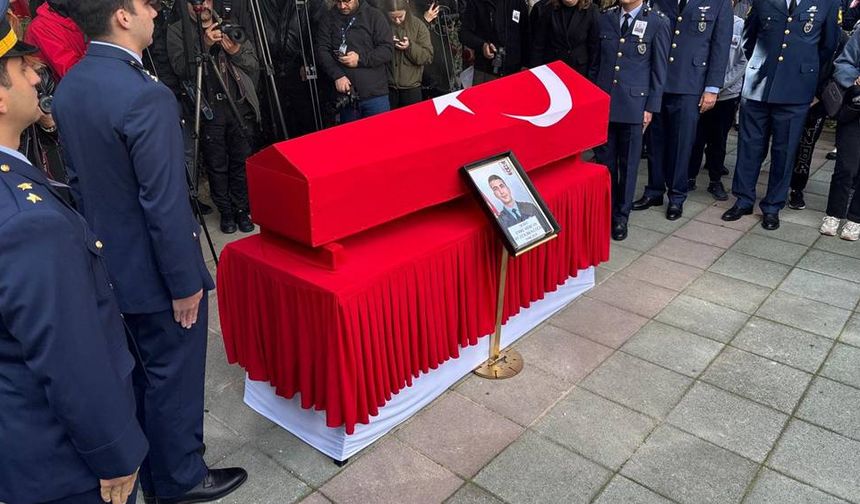 Eskişehirli Üsteğmen Emre Mercan son yolculuğuna uğurlandı