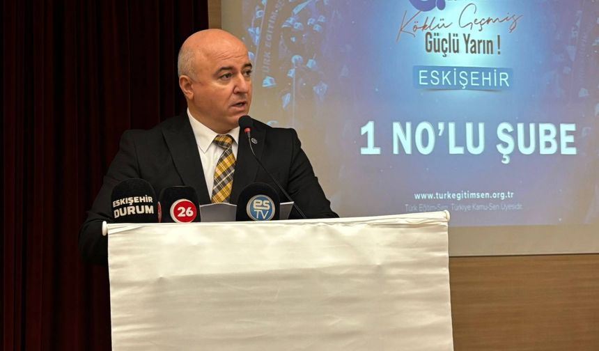 Kamuran Arıkan Türk Eğitim-Sen Eskişehir 1 No’lu Şube'de yeniden başkan