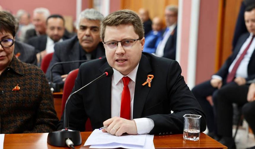 Mert Eke: "Eskişehir halkını 20 yıldır oyalıyor ve yeni çevre yolunu inatla yapmıyorlar"