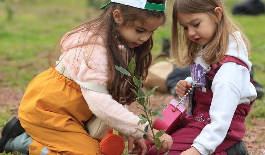 Öğrenciler 10 Kasım’da Atatürk için, 11 Kasım’da doğa için fidan dikecek