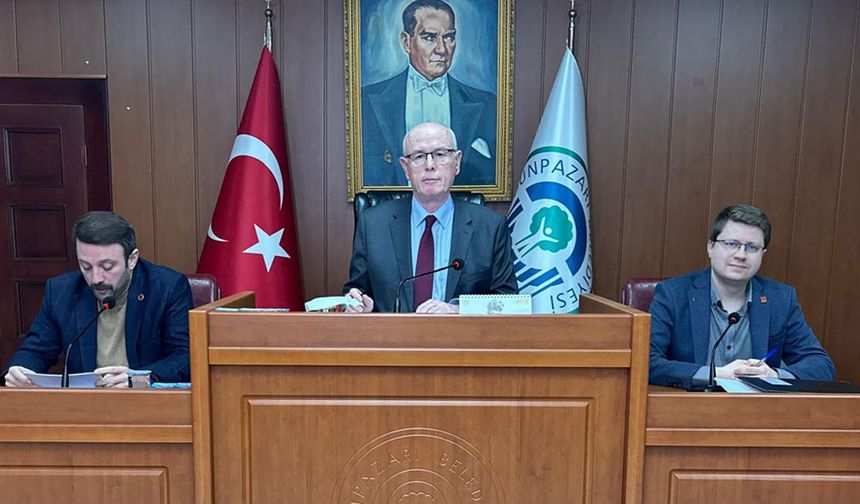 Kazım Kurt: "Harb-İş Sendikası üyelerinin eylemlerde ne dediğini iyi dinleyin"