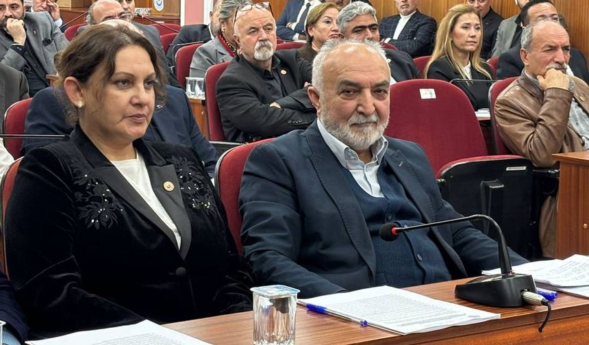 Mehmet Kepez: "CHP'li milletvekilleri geleceği AK Parti'de gördü ve istifa etmeye başladı"