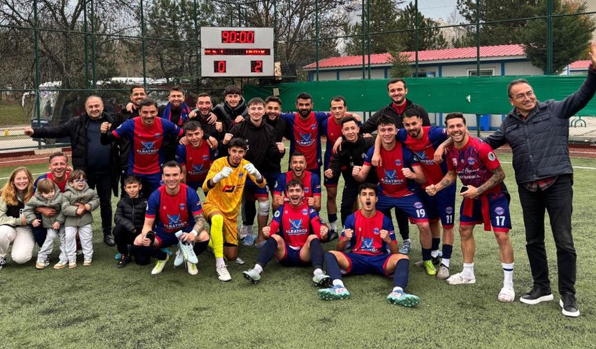 Eskişehir Demirspor tarih yazdı; Önümüzdeki sene Bölgesel Amatör Lig'de mücadele edecekler