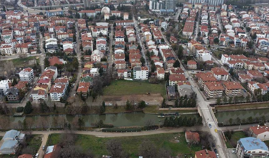 Eskişehir’de iki mahalleye daha ücretsiz açık otopark geliyor