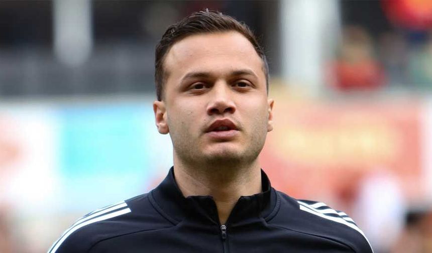 26 yaşındaki defans oyuncusu Eskişehirspor'a veda etti
