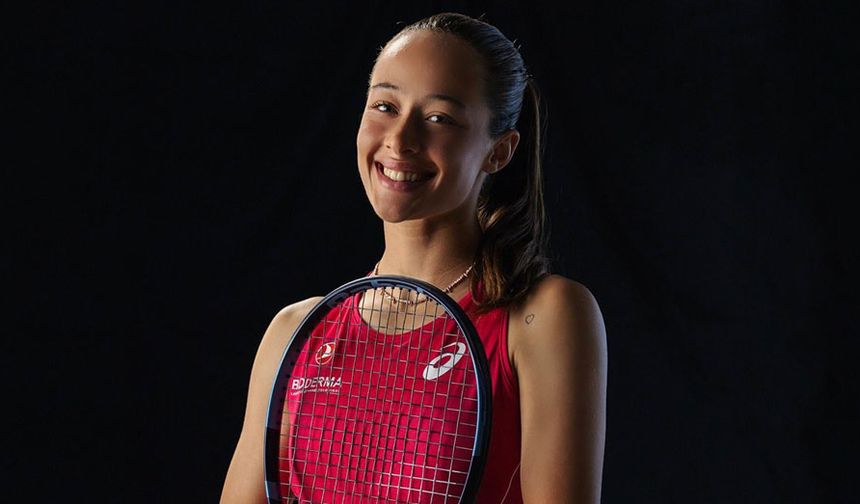 Milli tenisçi Zeynep Sönmez bu kez üzdü