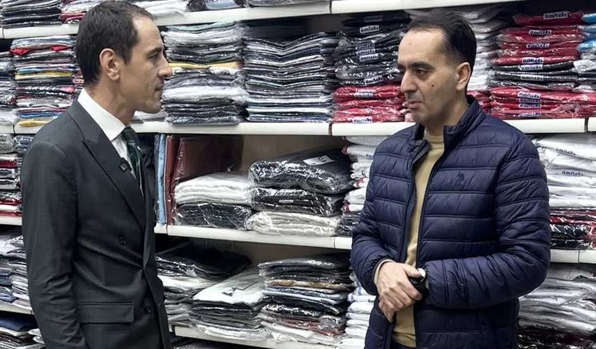 Yunus Emre Halk Çarşısı esnafını dertli; "Bu çalışmalar nedeniyle sokaklar şantiye gibi oldu"