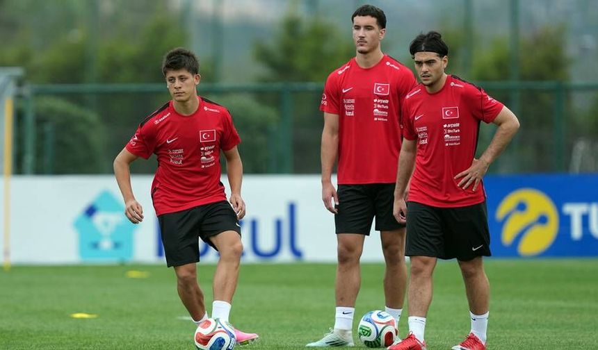 A Milli Takımda bayram izni sona erdi; Real Madrid'in yıldızı Arda Güler de milli takım kampına katıldı