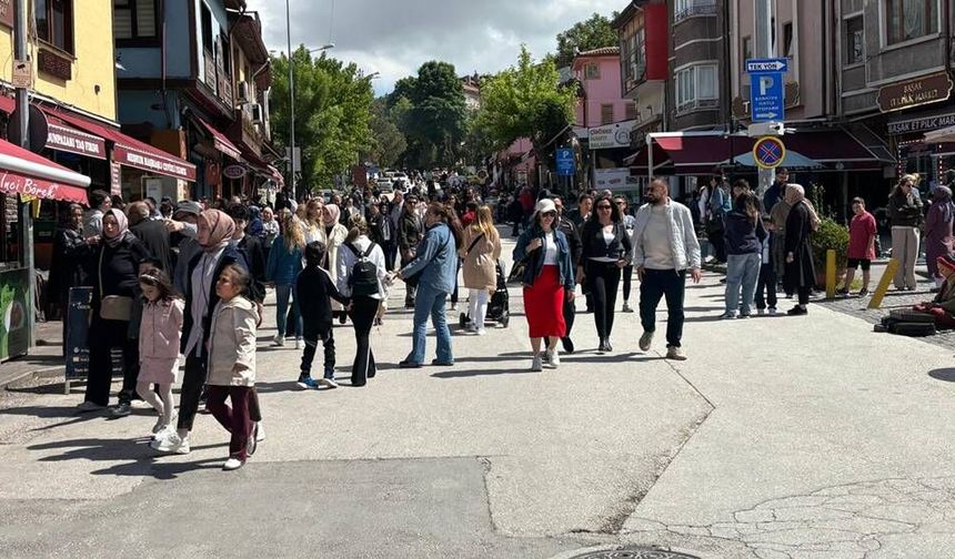 Eskişehir'e gelen turistler en çok o yiyeceklere ilgi gösteriyor