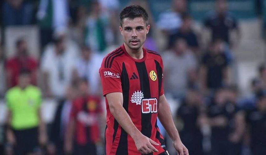 Eskişehirspor’da beklenmeyen veda; Taraftarlar kalmasını istiyordu