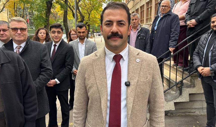 Talat Yalaz mazbatasını aldı: Eskişehir'de yeni dönem başladı