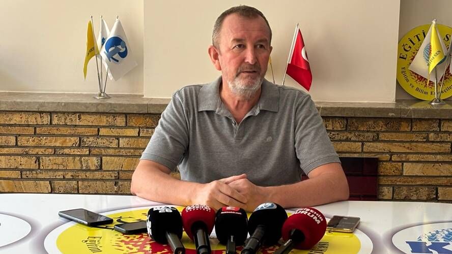 Eğitim Sen Şube Başkanı Özkan Demirkol 9D