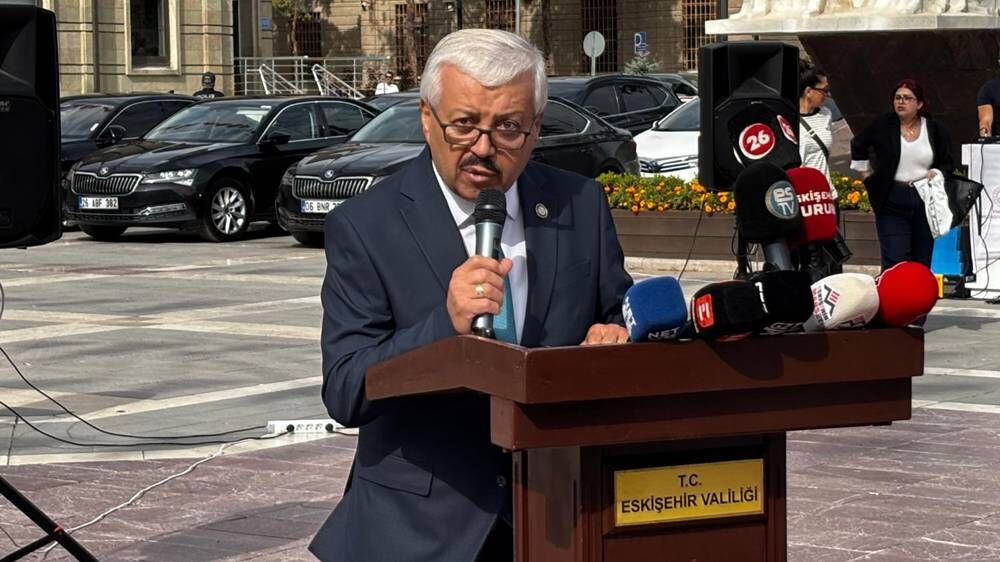 Adnan Karamanlı: "Ahilik bu toplumu ayakta tutan en büyük güçtür"