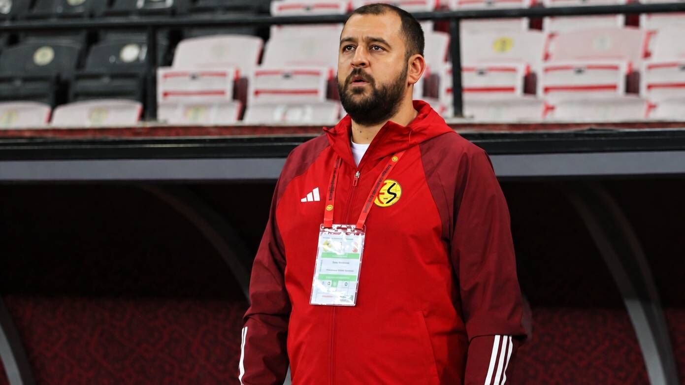 Safa Üstünbaş Eskişehirspor’daki yeni görevine hızlı başladı
